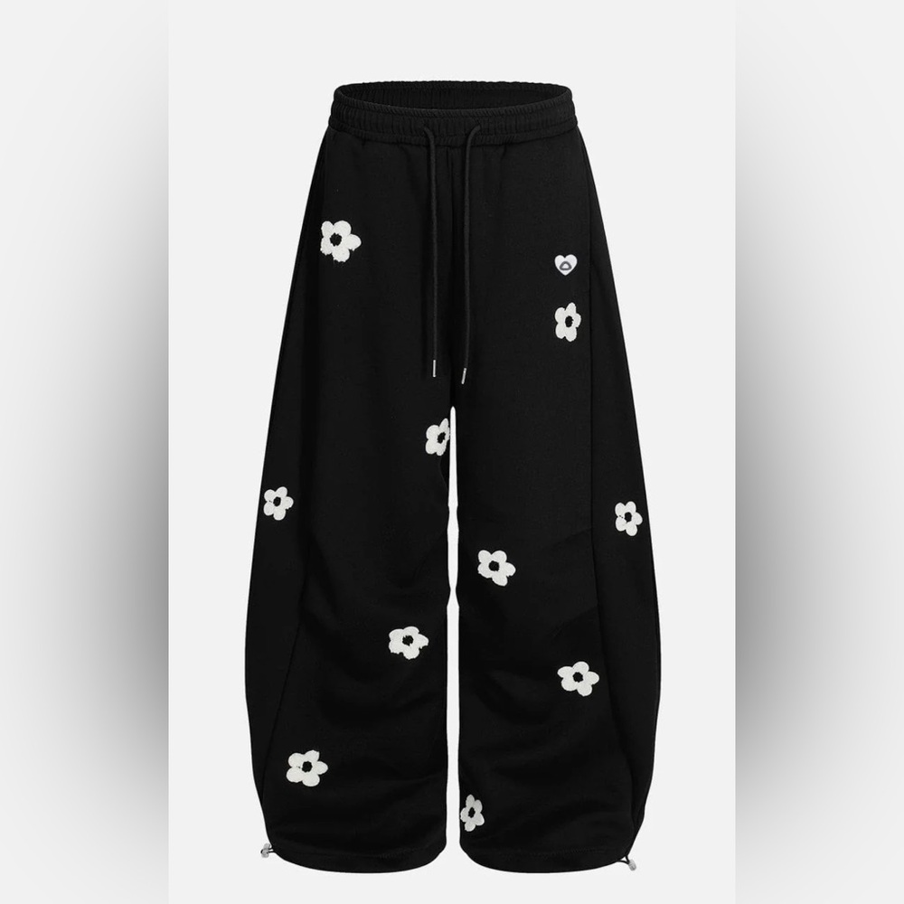 Black Barrel Floral Women's joggers